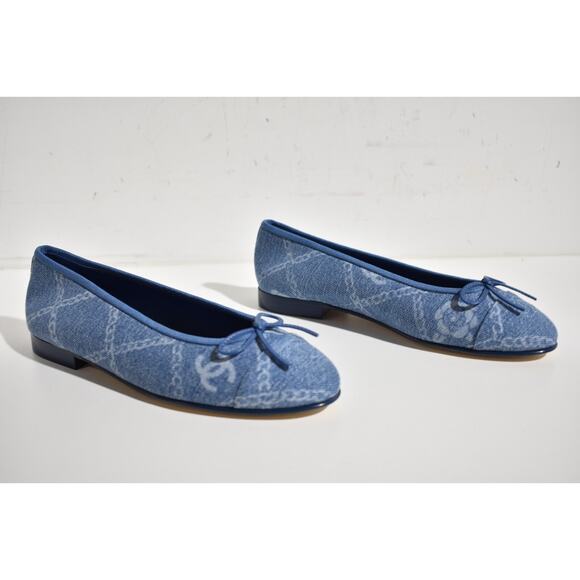 Chanel 23A Printed Denim Blue White CC Logo Bow Tie Ballet Ballerina Flat 37 - Picture 4 of 12
